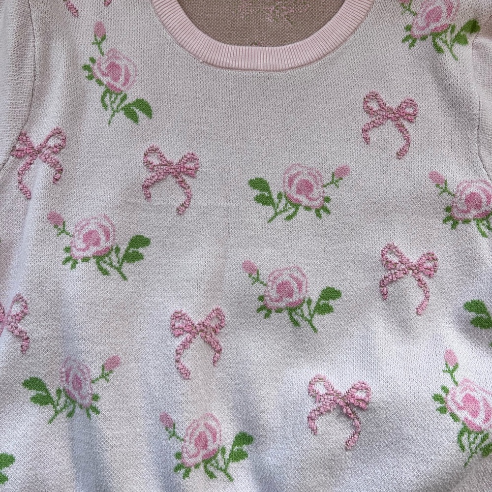 Pink Floral Bow Short Sleeve Top - Picture 2 of 3
